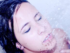 So oft solltest du duschen (Quelle: Pixabay.com)
